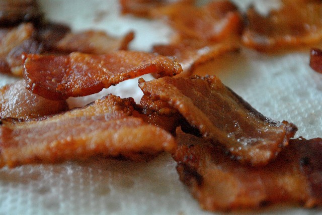 slices of bacon on paper towel